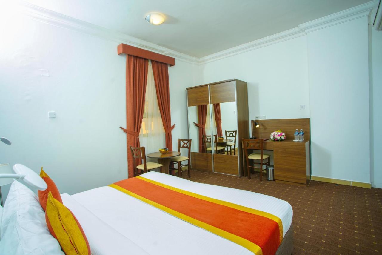 La Villa Hotel Doha Ngoại thất bức ảnh